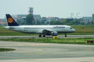 lufthansa chopin airport poland