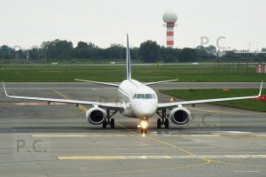 Adria, Aer Lingus, Aeroflot, Air Berlin, Air Canada, Air China, Blue Air, British Airways, Brussels Airways, Qatar, KLM, Lufthansa Regional, SAS, Small Planet, Swiss, Wizzair 4. 09. 2017