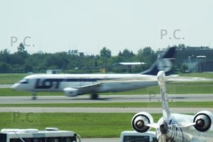 obiekt w ruchu samolot