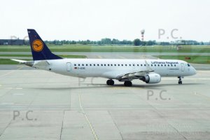 lufthansa regional chopin airport poland