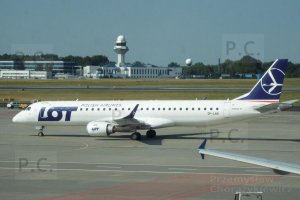 SP-LND Embraer PLL LOT Warszawa