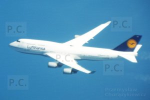 boeing-747-jumbo-jet-d-abvw