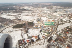 jasnoszary wlot powietrza embraera