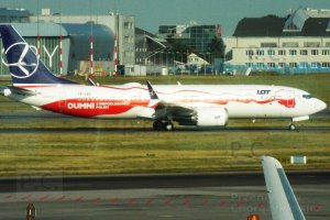 samolot dumni z niepodległości