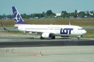 sp-lwb higherthanjumbojets.pl chopin airport warsaw poland boeing b 737