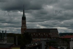 unikalny widok kościoła Salezjanów z boku Przemyśl