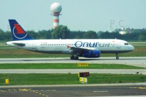 onur air higherthanjumbojets.pl airbus chopin airport warsaw poland.JPG
