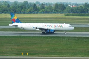 Fotografia, lotnictwo, historia, przyroda okolic Przemyśla higherthanjumbojets.pl Lotnisko Chopina.JPG