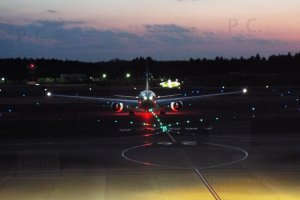 Lotnisko Tokio-Narita 10. 03. 2017 w tym zachód słońca i noc na lotnisku (sunset, night at the airport)