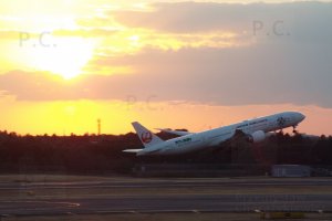 chorazykiewicz malowanie samolotu boeing higherthanjumbojets.pl