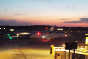 nacht flug mond higherthanjumbojets.pl fotografia lotnictwo historia przemysl chorazykiewicz dusk