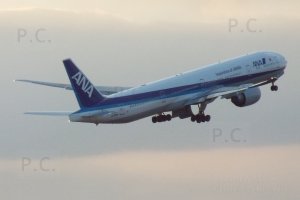 tokyo japan take off b 787 ana narita airport photo p. chorazykiewicz przemysl
