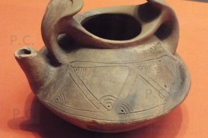 old clay tea pot tokyo