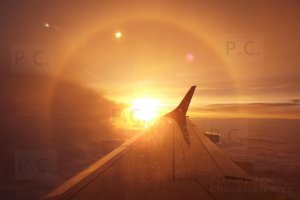 higherthanjumbojets.pl świetlisty pierścień halo 22 w powietrzu sun aureole flight