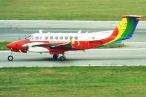 polish plane nicknamed parrot Beechcraft King Air 350