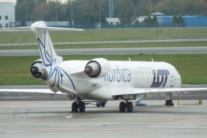 Chopin Airport ES-ACI Nordica Polish Airlines dragonfly.JPG