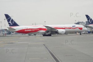 SP-LSC side view special livery fotografia lotnictwo historia Dreamliner LOT photo Przemyslaw Chorazykiewicz.JPG