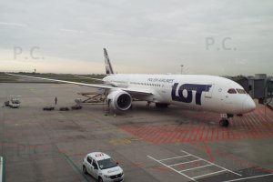 Boeing B 787 Dreamliner Polish Airlines LOT Chopin Airport Warsaw Poland.JPG