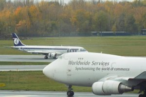 Chopin Airport Boeing B 747 UPS higherthanjumbojets.pl photo Chorazykiewicz Przemysl Poland.JPG