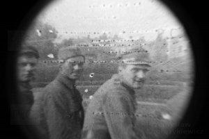 Mokotów budynki lotnisko płot higherthanjumbojets.pl Przemyslaw Chorazykiewicz.JPG