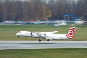 SP-EQB higherthanjumbojets.pl Q 400  Chopin Przemyslaw Chorazykiewicz.JPG