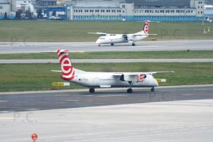 Dash DHC 8 Eurolot LOT  Chopin aeroporto fotografia Przemysław Chorążykiewicz higherthanjumbojets.pl.JPG