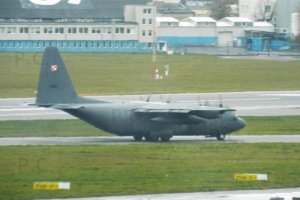 C-130 Hercules lotnisko Chopina 10.2018 higherthanjumbojets.pl fot. Przemysław Chorążykiewicz Przemyśl.JPG