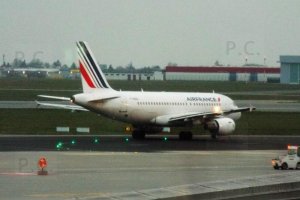 flug polen przemysl chorazykiewicz higherthanjumbojets.pl f-grhu chopin airbus.JPG