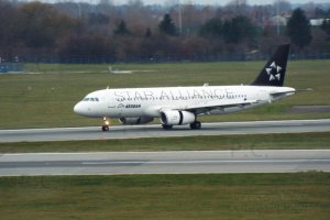 star alliance higherthanjumbojets.pl aviation history przemysl.JPG