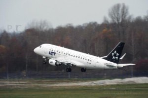 start embraer star alliance polish airlines higherthanjumbojets.pl fot. chorazykiewicz przemysl podkarpacie.JPG