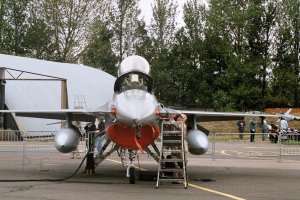 higherthanjumbojets.pl F-16 fotografia, lotnictwo, historia, przyroda okolic Przemyśla