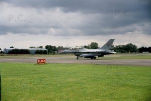 f-16 cloudy sky norway england przemyslaw chorazykiewicz