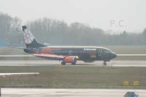 eye catching special livery b 737 world of tanks photo przemyslaw chorazykiewicz (ew-254pa black orange jet).JPG