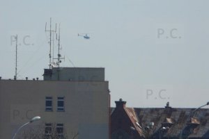 śmigłowiec nad ulicą kopernika w przemyślu.JPG