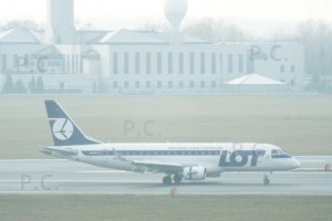 nazwa warszawskiego lotniska Chopin albo Szopen.JPG