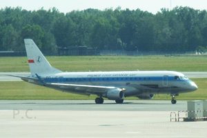 23-6-2016 sp-lie embraer polish airlines.JPG