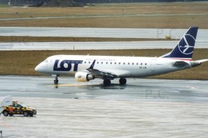 polski embraer 175 sp-lik polish embraer chopin 01. 2019.JPG