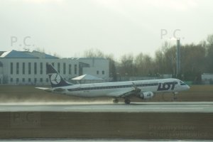 Embraer SP-LNC take-off 18. 01. 2019 photo Przemyslaw Chorazykiewicz.JPG