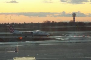 zachód słońca na lotnisku Szopena Chopin Airport sunset 18. 01. 2019 Przemysław Chorążykiewicz.JPG