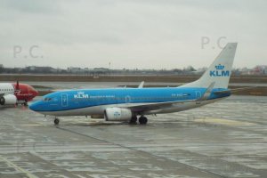 chorazykiewicz klm ph-bge royal dutch airlines phbge 18. 01. 2019 chopin.JPG