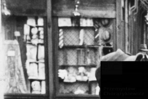 zabytkowa witryna przemyśl vintage window display przemysl.jpg