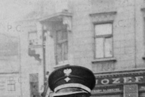 policja państwowa przed wojną przemyśl pp historyczna kamienica.JPG