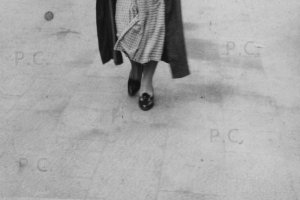 ladies fashion shoes poland history before ww2 pavement.JPG