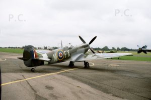 spitfire m fx north weald 2006