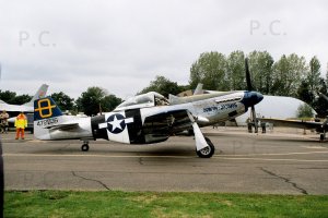north weald mustang england 472035 p-51