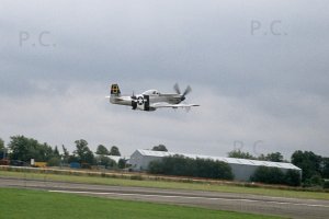 vintage mustang p-51 great britain