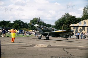camo hangar kamuflowany hangar