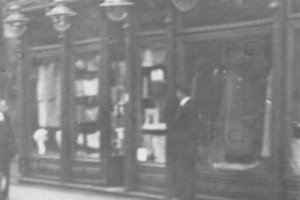 vintage lamps old lighting poland przemysl before world war two.JPG