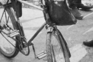 opona bieżnik stary rower foto archiwum.JPG