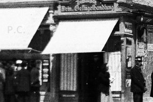 stara reklama witryna sklepu austro-węgry.JPG